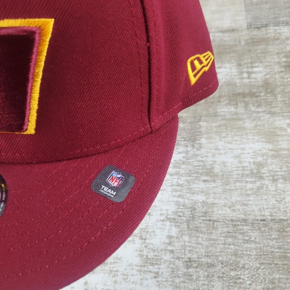 New Era 9FIFTY Hat One Size Burgundy Washington Commanders Football Snapback